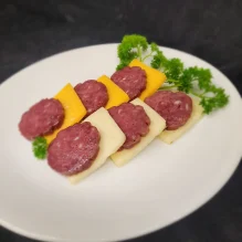 Smoked Beef Salami and Smoked Cheese Snack Pack